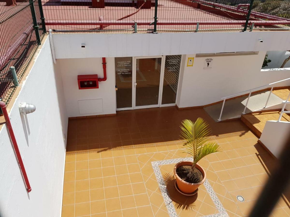 Apt With Terrace Facing Amadores Beach Exterior foto